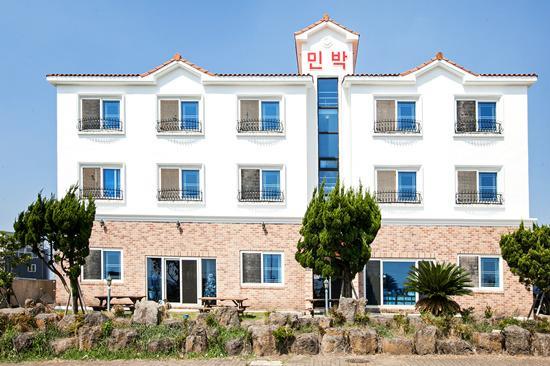Purmir Pension Σεογκουίπο Εξωτερικό φωτογραφία